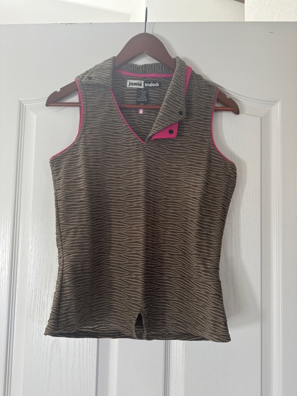 jamie sadock Brown Wave-Print Sleeveless Polo Tank with Pink Trim